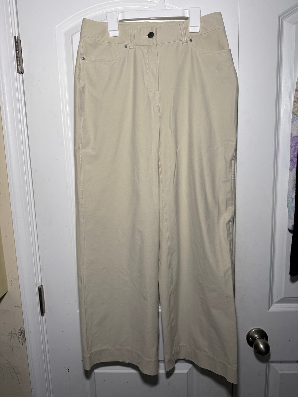 Lululemon Sleek 5 Pocket Pants